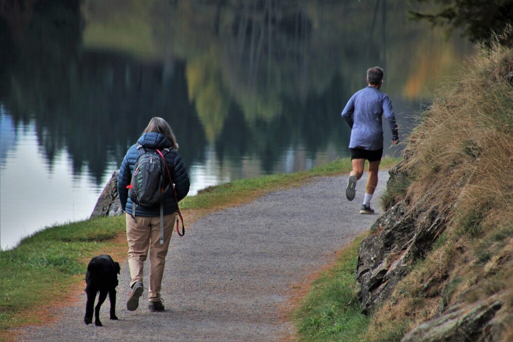 People running and walking